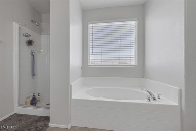 5966 Icicle Falls Avenue, Las Vegas, NV 89130