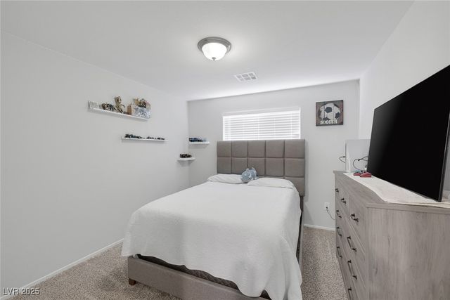 5966 Icicle Falls Avenue, Las Vegas, NV 89130