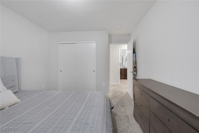 5966 Icicle Falls Avenue, Las Vegas, NV 89130