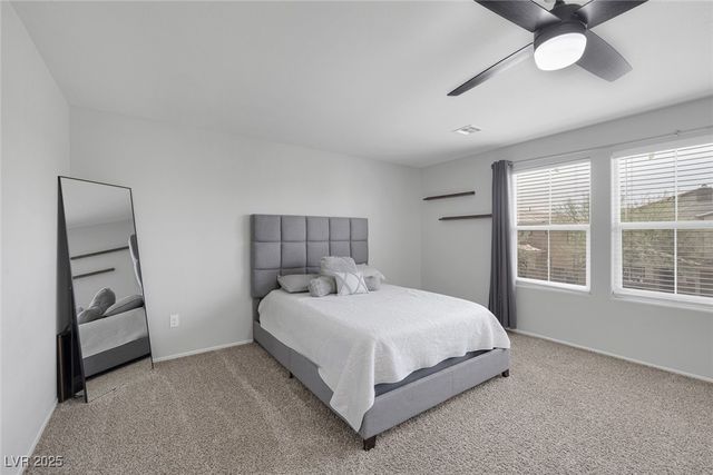 5966 Icicle Falls Avenue, Las Vegas, NV 89130