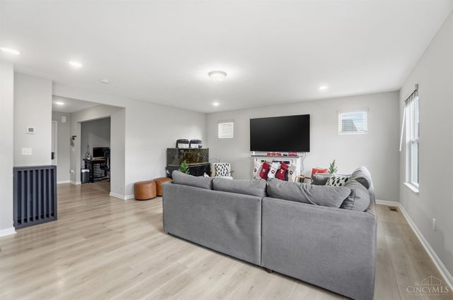 668 Catalpa Drive, Wilmington, OH 45177