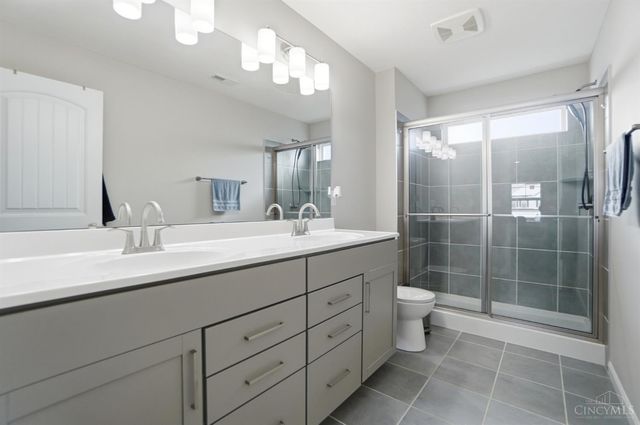 668 Catalpa Drive, Wilmington, OH 45177