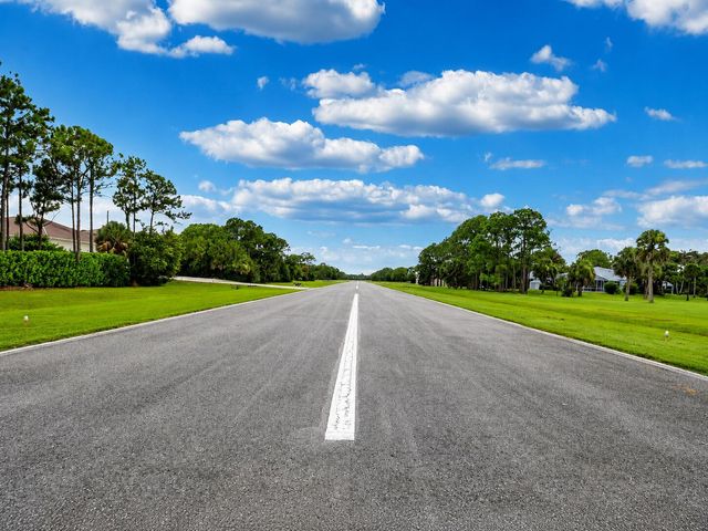 3120 SE Downwinds Road, Jupiter, FL 33478