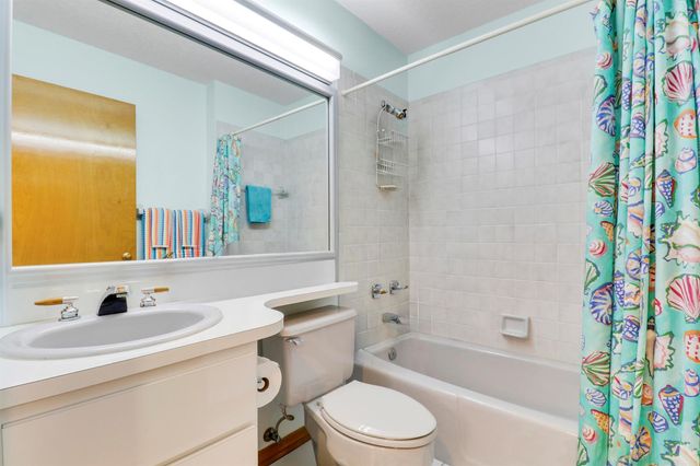 3120 SE Downwinds Road, Jupiter, FL 33478