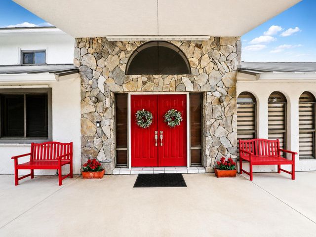 3120 SE Downwinds Road, Jupiter, FL 33478