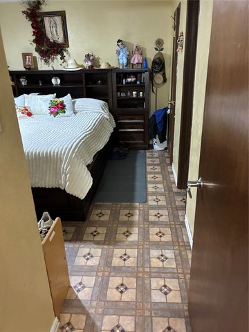 3126 Tres Logos Lane, Dallas, TX 75228