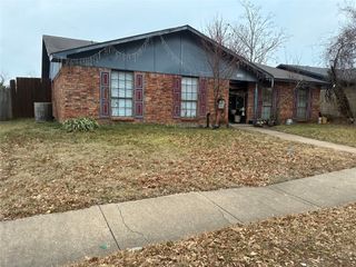 3126 Tres Logos Lane, Dallas, TX 75228