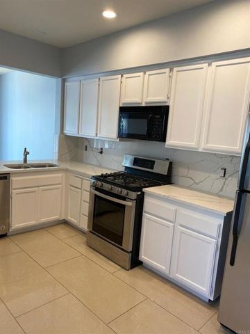 13613 Tiverton Road, San Diego, CA 92130