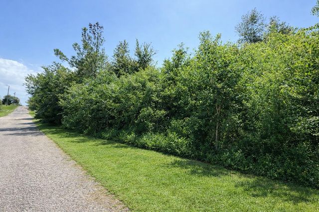 Lot 42 Linger Lane, Onalaska, TX 77360