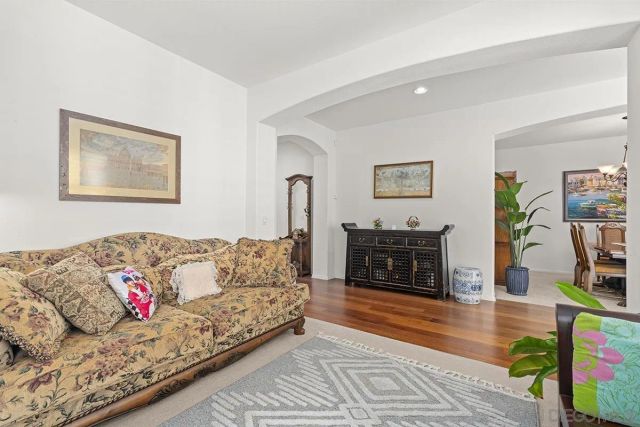 11303 Rose Garden Ct, San Diego, CA 92131