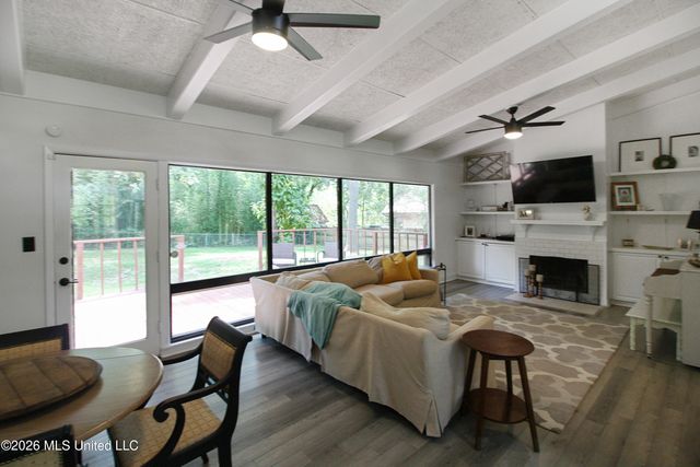 4038 Berkley Drive, Jackson, MS 39211