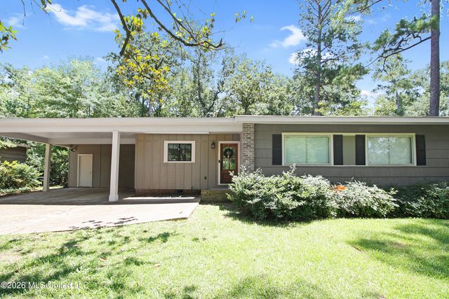4038 Berkley Drive, Jackson, MS 39211