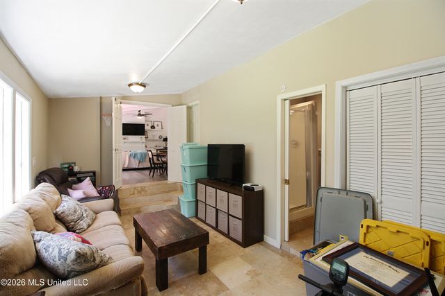 4038 Berkley Drive, Jackson, MS 39211