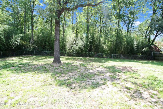 4038 Berkley Drive, Jackson, MS 39211