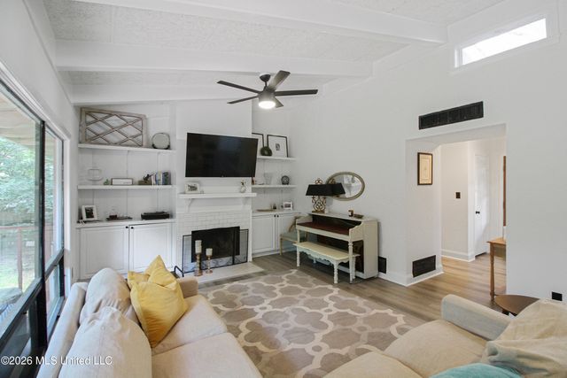 4038 Berkley Drive, Jackson, MS 39211