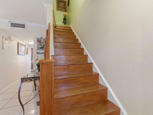 3920 Woodside Drive Apt 11, Coral Springs, FL 33065