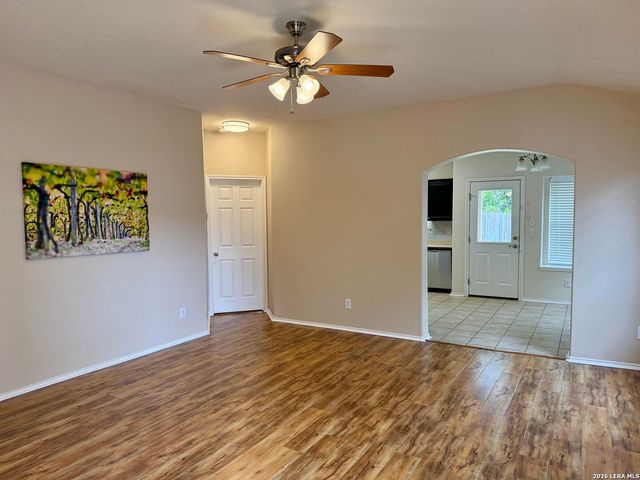 10303 Roseangel Ln, Helotes, TX 78023