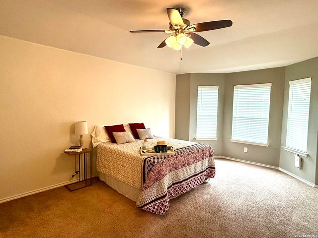 10303 Roseangel Ln, Helotes, TX 78023