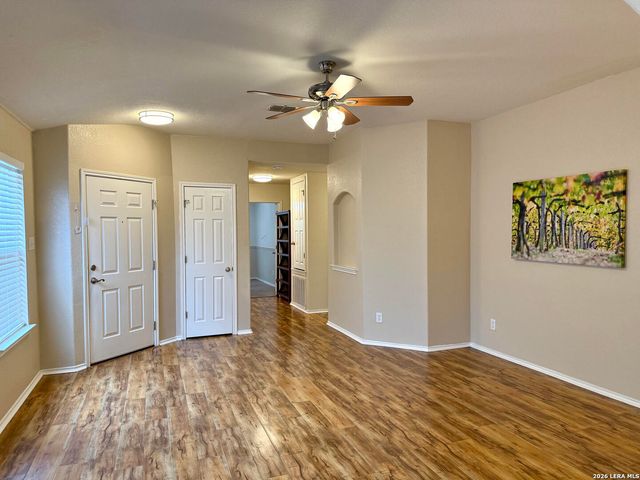 10303 Roseangel Ln, Helotes, TX 78023