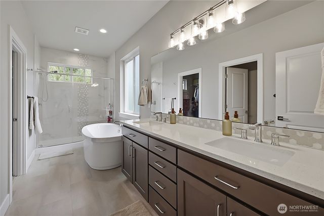 6624 123 Avenue NE, Lake Stevens, WA 98258