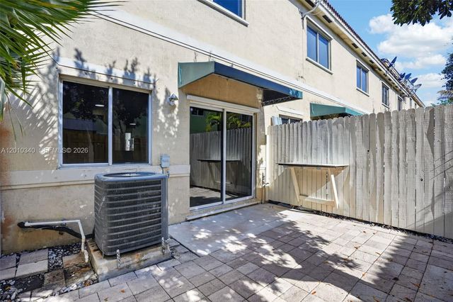 7995 NW 8th Street 100C, Miami, FL 33126