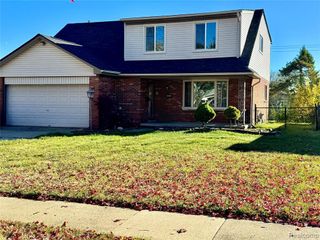 4226 Angeline Drive, Sterling Heights, MI 48310