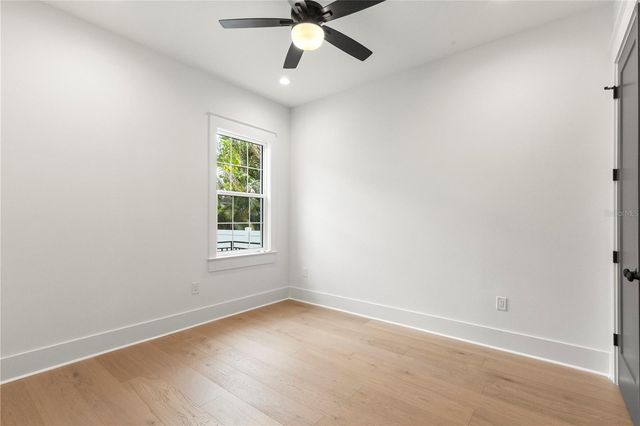 413 W PARIS STREET, Tampa, FL 33604