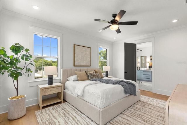 413 W PARIS STREET, Tampa, FL 33604