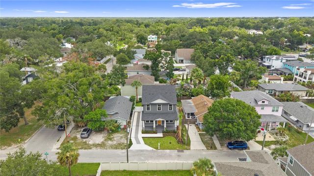 413 W PARIS STREET, Tampa, FL 33604