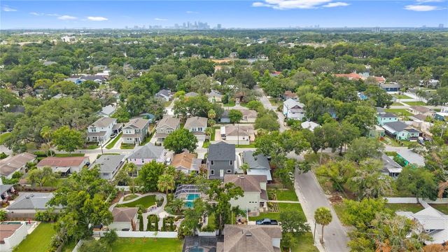 413 W PARIS STREET, Tampa, FL 33604