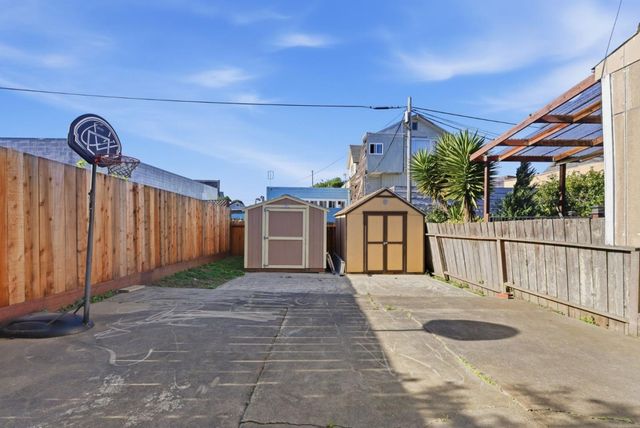 444 Irvington Street, Daly City, CA 94014