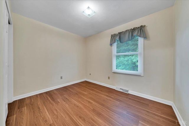 644 Knollwood Drive, Troutville, VA 24175