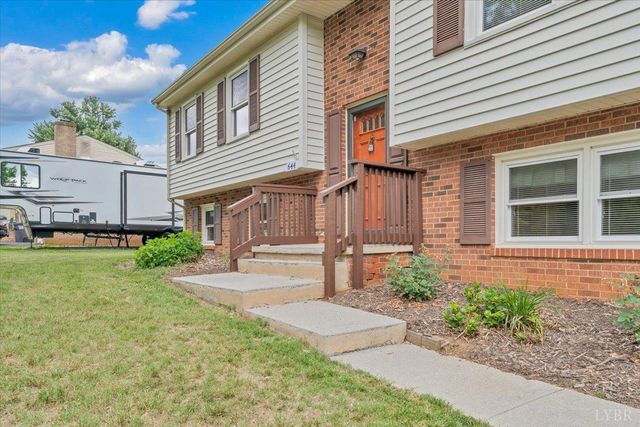 644 Knollwood Drive, Troutville, VA 24175