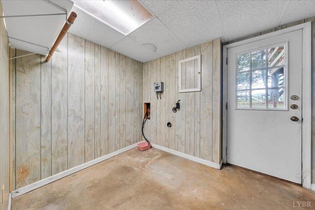 644 Knollwood Drive, Troutville, VA 24175
