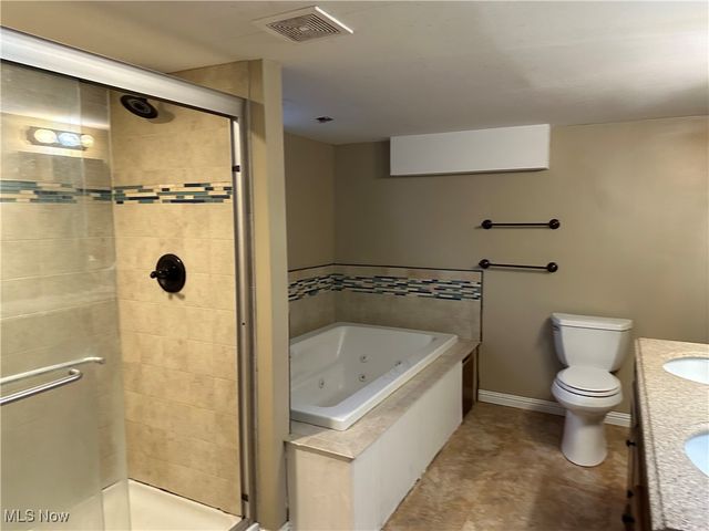 7 Fox Hill Terrace, Parkersburg, WV 26104