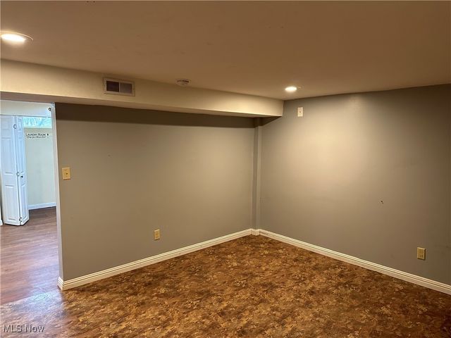 7 Fox Hill Terrace, Parkersburg, WV 26104