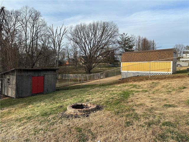 7 Fox Hill Terrace, Parkersburg, WV 26104