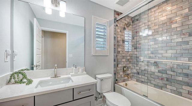 2554 FLOYD STREET, Sarasota, FL 34239