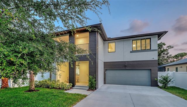 2554 FLOYD STREET, Sarasota, FL 34239