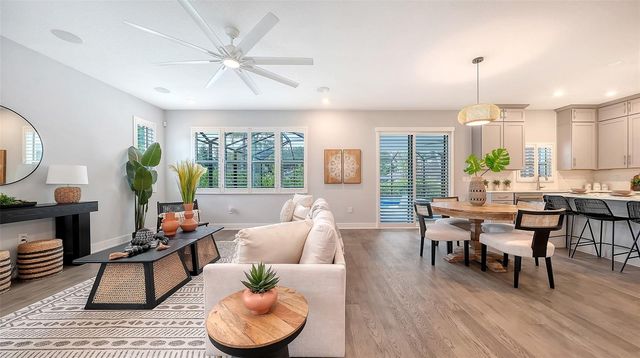 2554 FLOYD STREET, Sarasota, FL 34239
