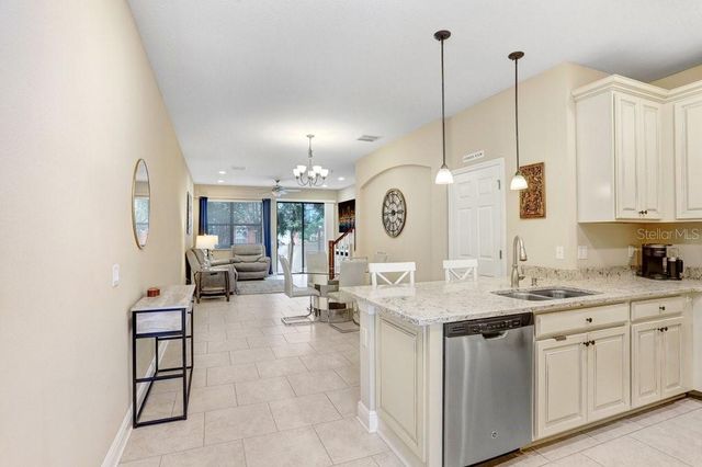 11722 CROWNED SPARROW LANE, Tampa, FL 33626