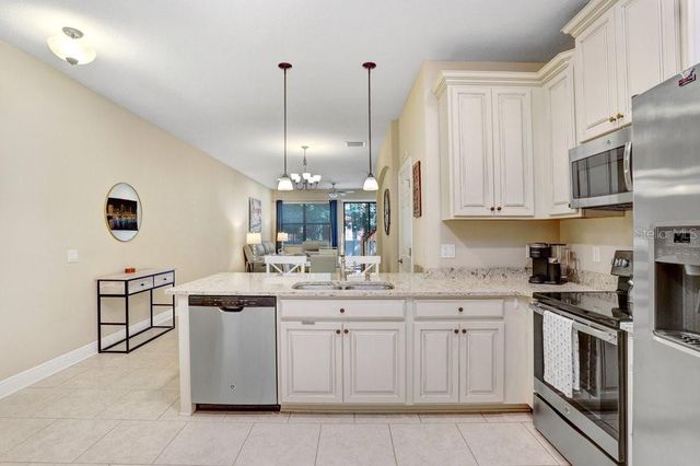 11722 CROWNED SPARROW LANE, Tampa, FL 33626