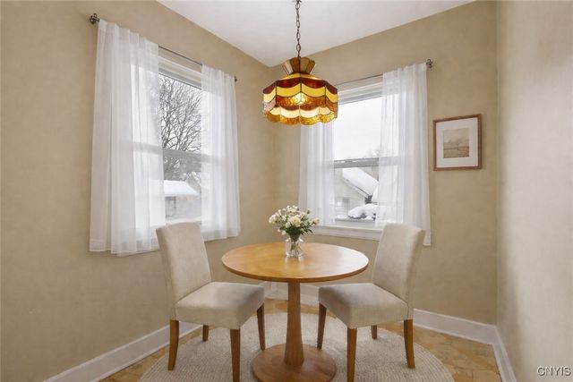 200 Milford Drive West, Syracuse, NY 13206