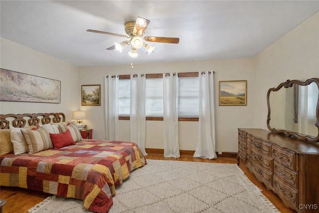 200 Milford Drive West, Syracuse, NY 13206