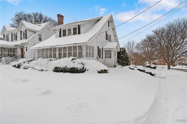 200 Milford Drive West, Syracuse, NY 13206