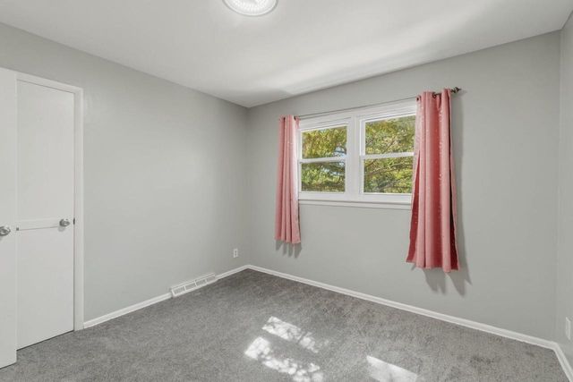 10501 W Silver Spring DRIVE, Milwaukee, WI 53225