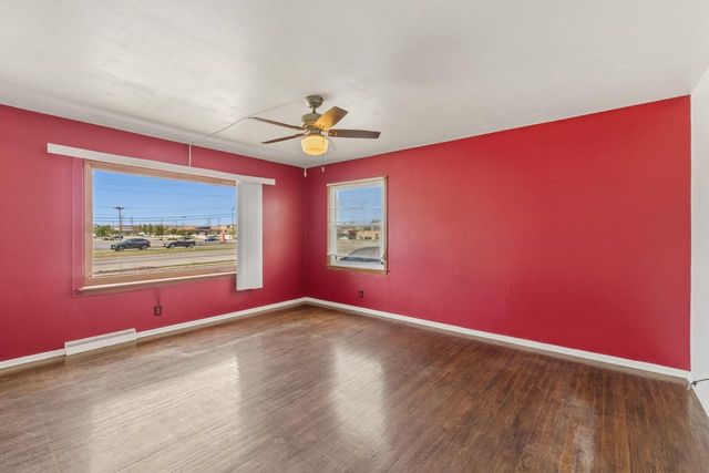 10501 W Silver Spring DRIVE, Milwaukee, WI 53225