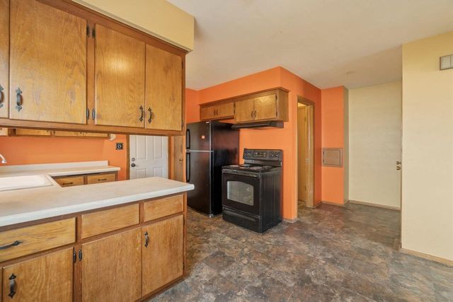 10501 W Silver Spring DRIVE, Milwaukee, WI 53225