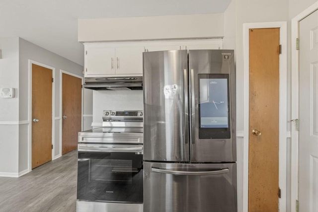 10501 W Silver Spring DRIVE, Milwaukee, WI 53225