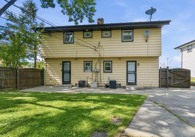 10501 W Silver Spring DRIVE, Milwaukee, WI 53225